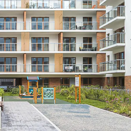Apartment Bright Beige With Furnished Balcony And Parking In By Renters *